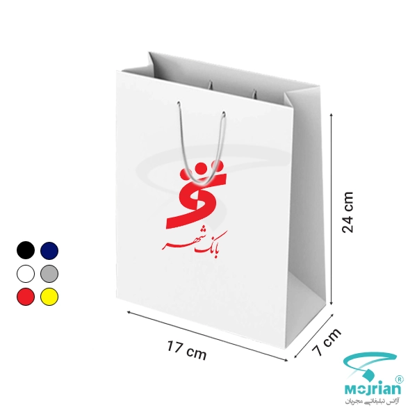 ساک دستی گلاسه آماده M2132 ساک دستی گلاسه آماده M2132 رنگ سفید با ابعاد ۷×۱۷×۲۴ سانتیمتر