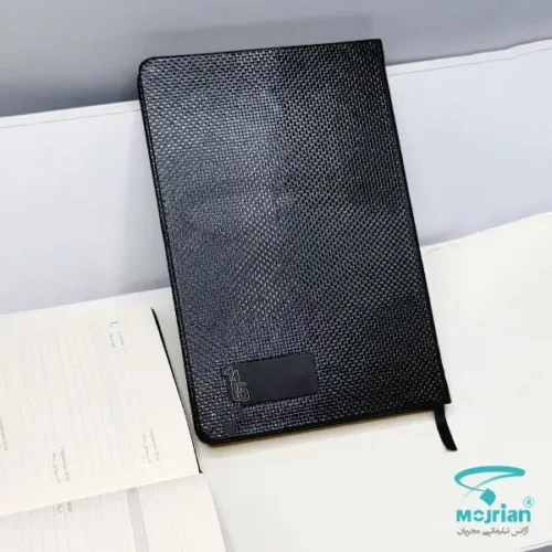 سررسید رقعی دستیار چرم P926 با جلد وارداتی VIP مشکی و صحافی دوخت