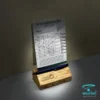 تقویم رومیزی چوب ترمو V405 ماه شمار، اندازه قطع: ۱۶ * ۱۱/۵، صحافی فنر دوبل، گلاسه ۲۰۰ گرم و حک لوگو اختصاصی لیزر روی پلاک و چاپ تصاویر کارفرما در برگهها
